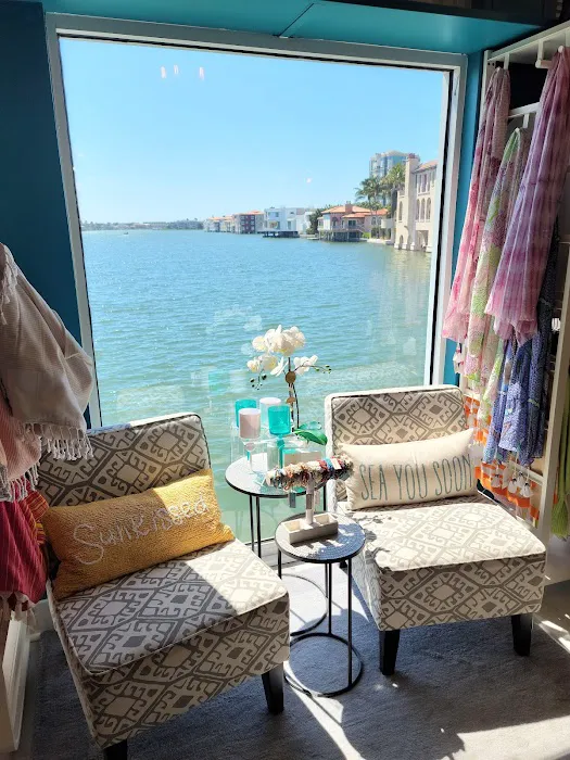 Lux Boutique 1