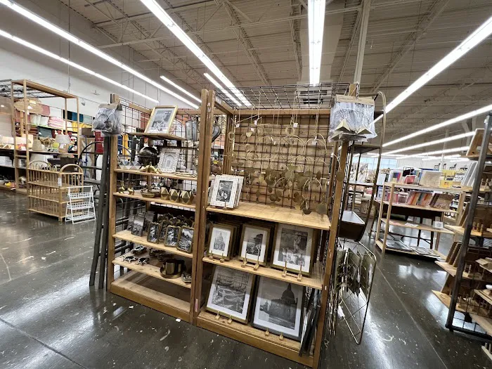 World Market 2