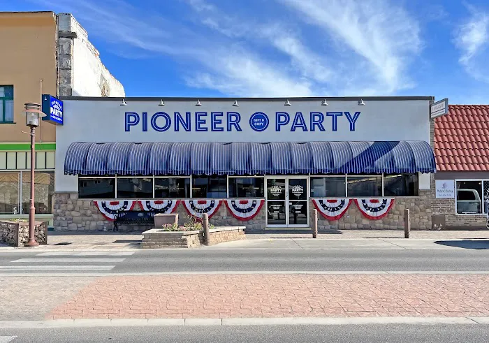 Pioneer Party Gift & Copy 0