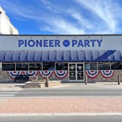 Pioneer Party Gift & Copy ico