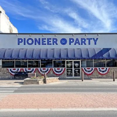 Pioneer Party Gift & Copy