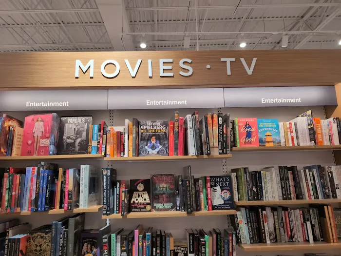 Barnes & Noble 5