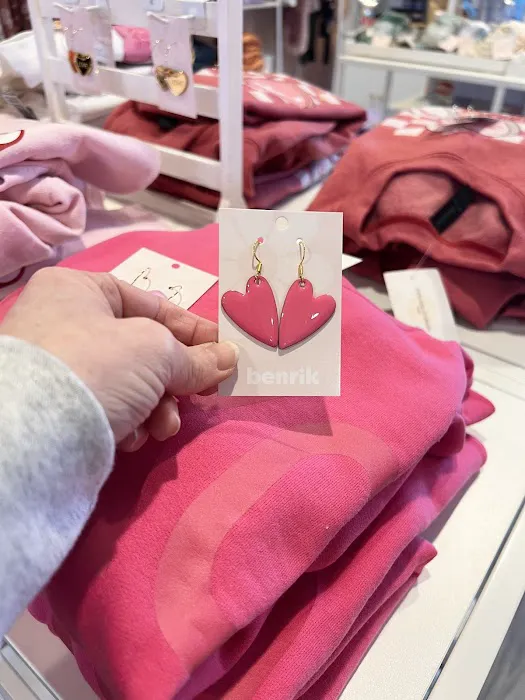 Benrik Boutique 8