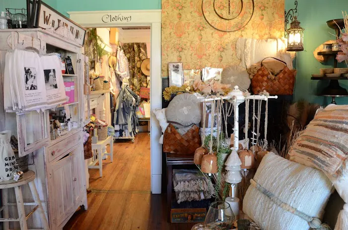 Sister's WhimZy Clothing and Gift Boutique 1