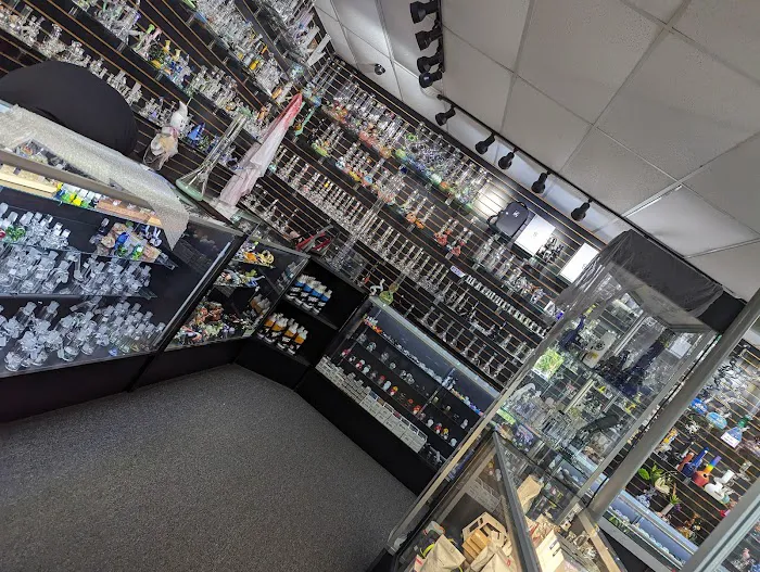 Glass Warehouse Smoke Shop 4