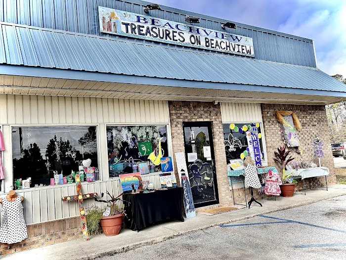 Treasures on Beachview 2