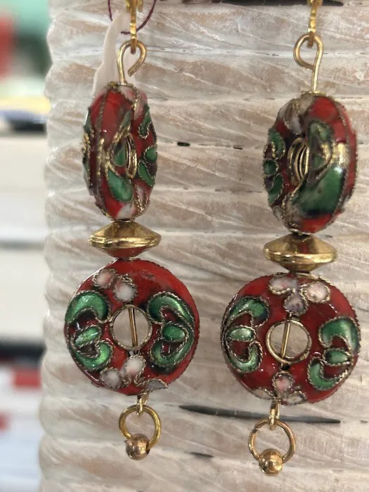 Treasures on Beachview 1