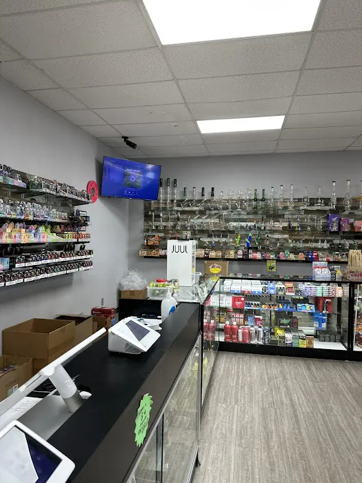 SmokeVille - An Upscale Smoke Shop 5