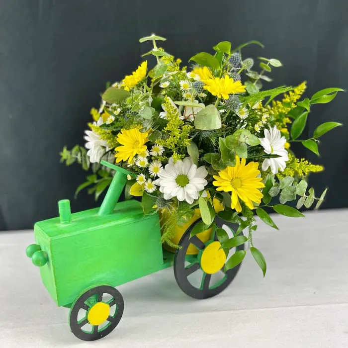 Nan's Blossom Shop 5