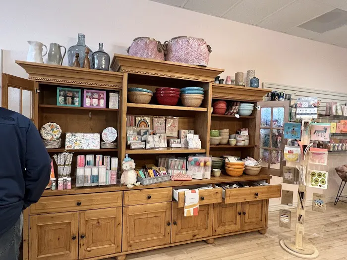 Holiday House Boutique 3