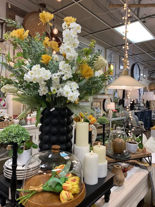 Mini Bazaar & Co. 4