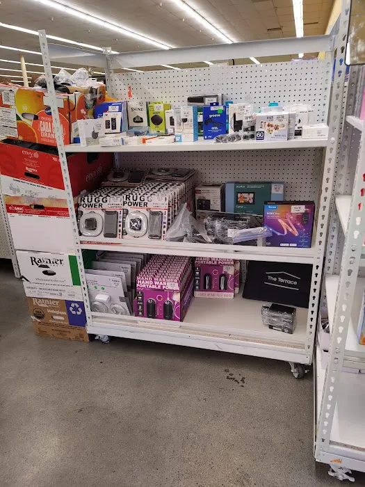 Big Deal Outlet 5