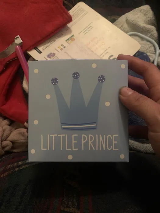 Katy's Hallmark Shop 7
