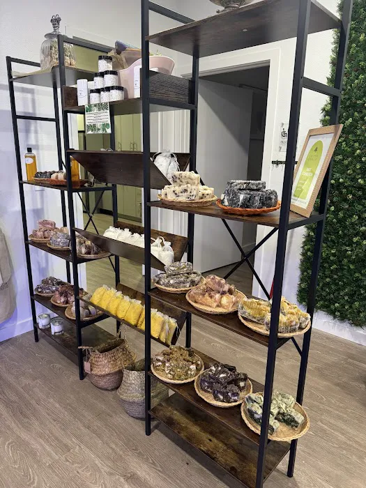Sage & Elm Apothecary 7