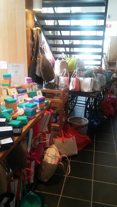 Lou Lou Boutiques 5
