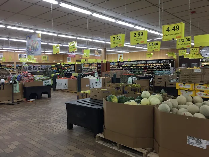 Woodman's Food Market 8