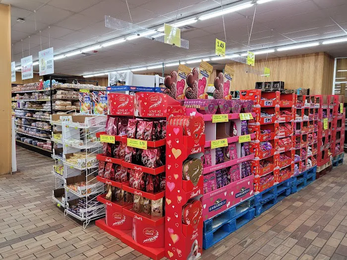 Woodman's Food Market 6