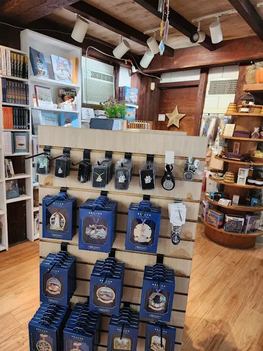 Mayflower II Gift Shop 7