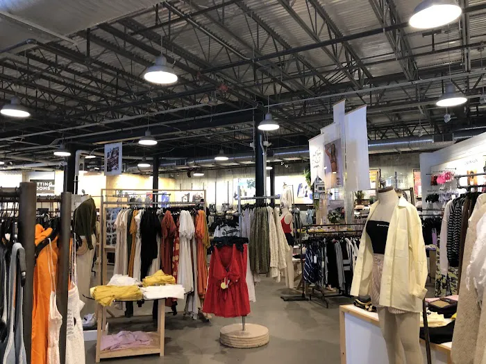 Urban Outfitters 8