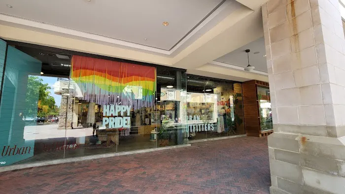 Urban Outfitters 7