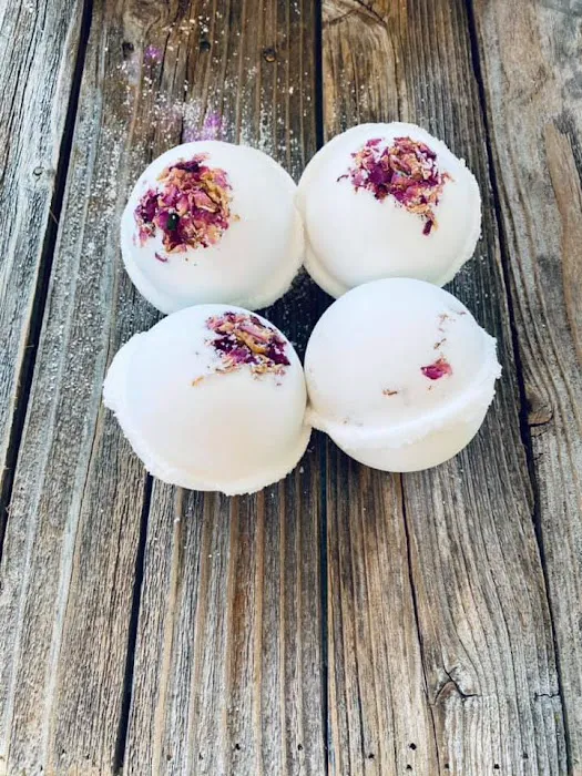 L & L Bath Bombs 2
