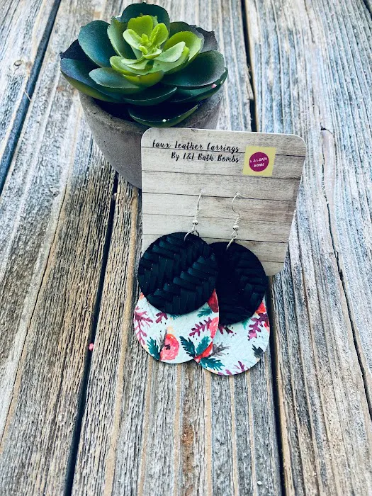 L & L Bath Bombs 8