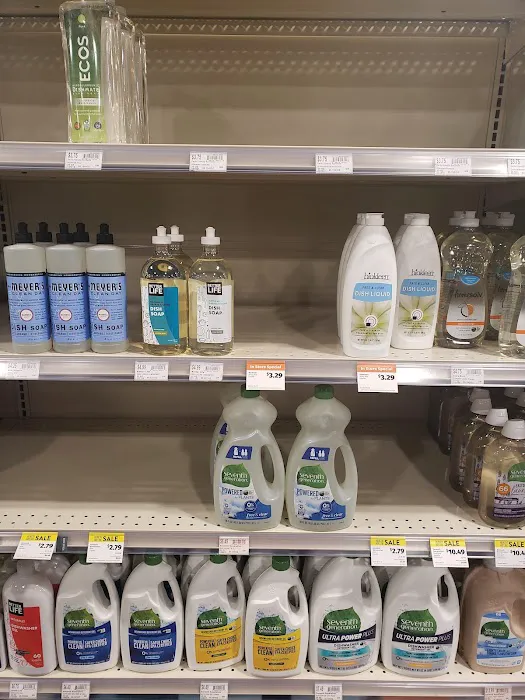 Natural Grocers 9