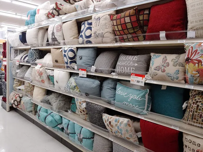 Big Lots 7