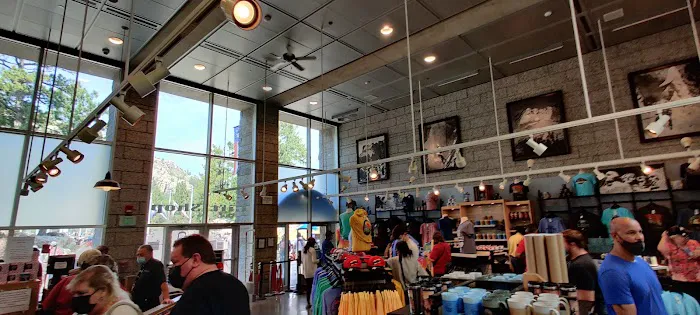 Mount Rushmore Gift Shop 0