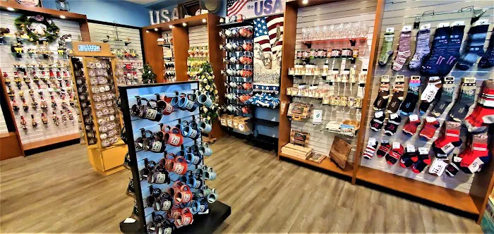 Mount Rushmore Gift Shop 2