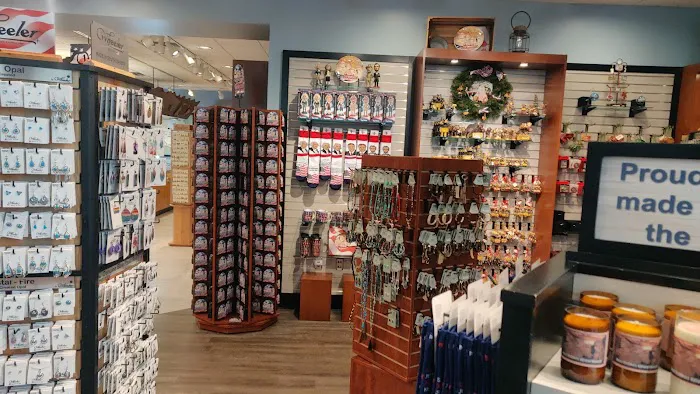 Mount Rushmore Gift Shop 9