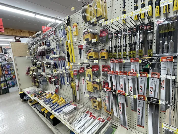 Custer Do It Best Hardware & Lumber 5