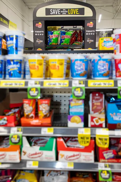 Dollar General 8