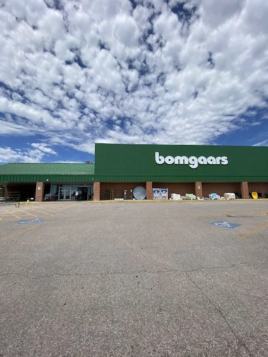 Bomgaars 0