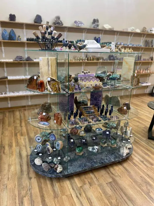 Stone Décor & Supply (Rock Shop) 9