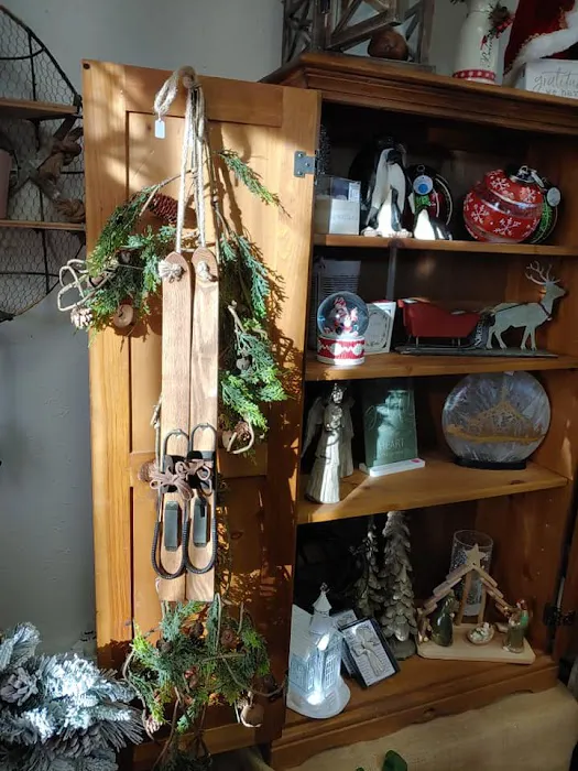Treasured Florals and Gifts 7