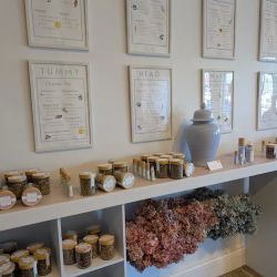 Bloom Herbals Botanical Boutique ico