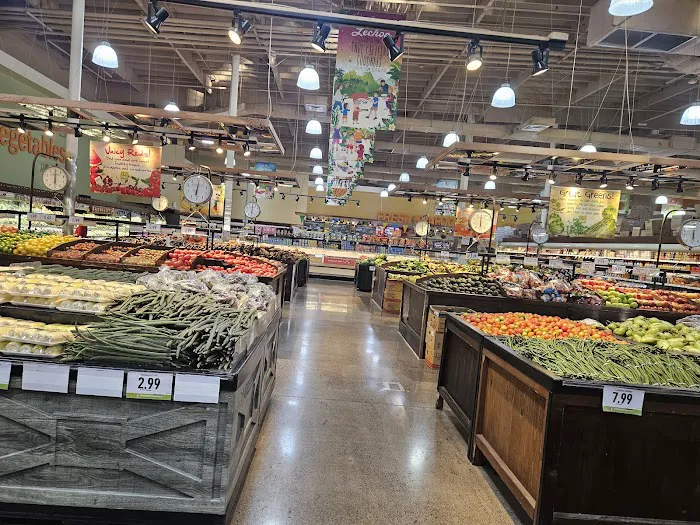 Seafood City Supermarket 7