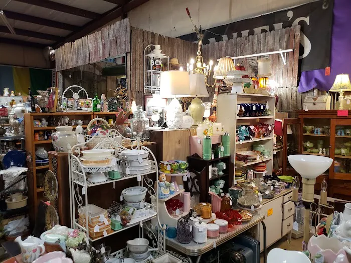 Warehouse Antique Mall 1