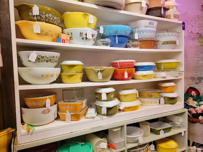 Warehouse Antique Mall 9
