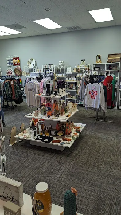 Monarch Makers Boutique 0