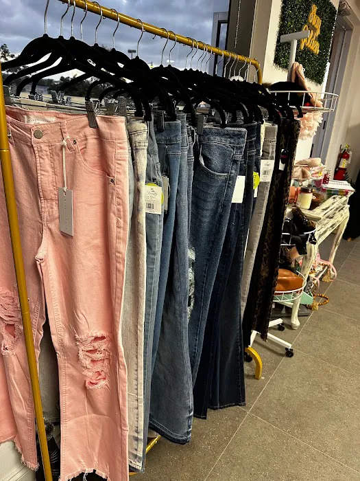 Simply Golden Boutique 8