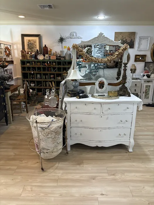 White Cottage & Company 9
