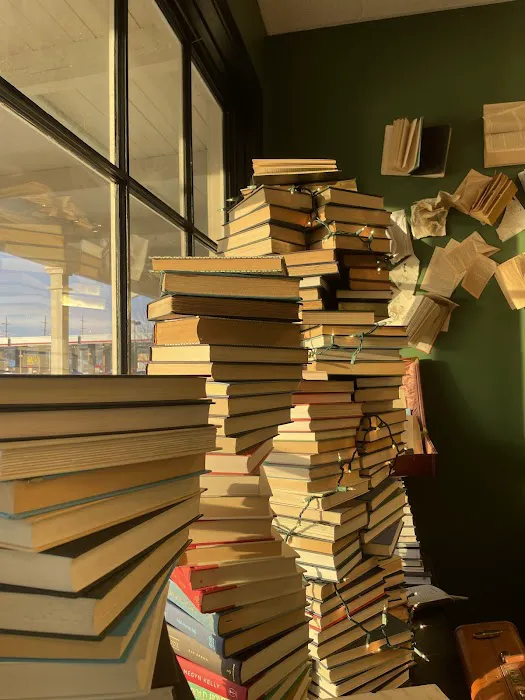 Monarch Books & Gifts 8