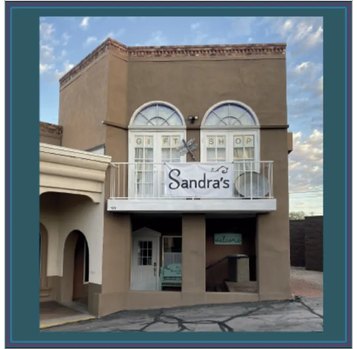 Sandra Lee’s Handmade Handbags and Gifts 1