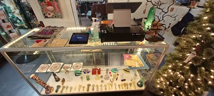 Woodys Gift Gallery 1