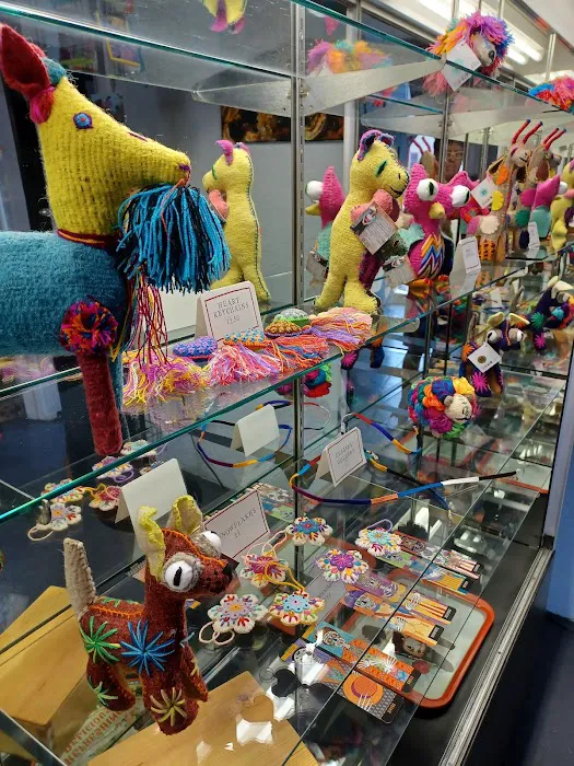 Woodys Gift Gallery 8