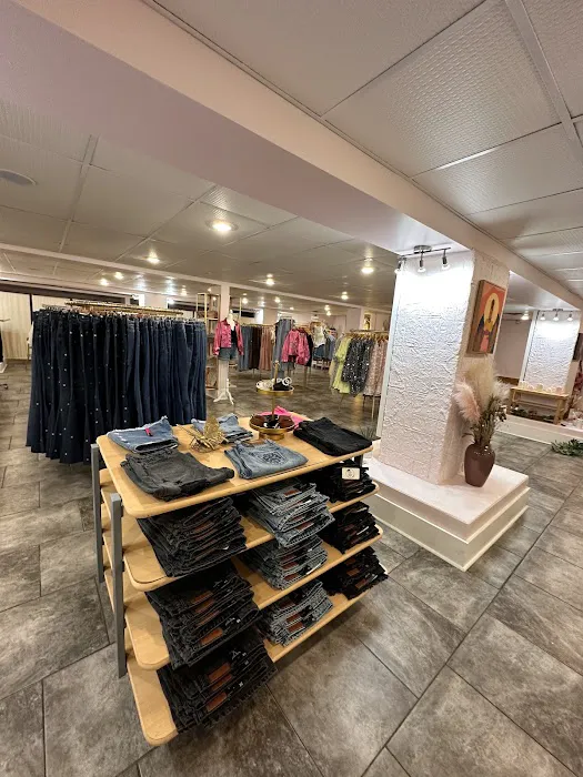 Sahara Rose Boutique 0