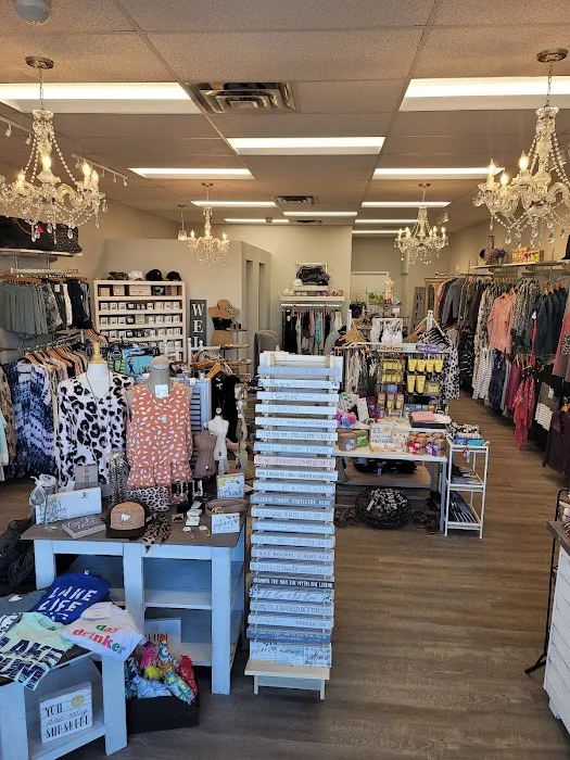 Giggle Gals Boutique 0