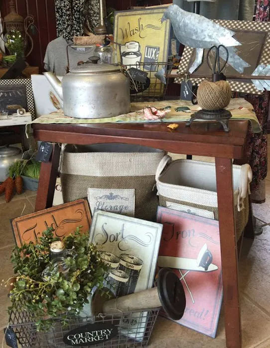 HuckaBella Boutique & Marketplace 3